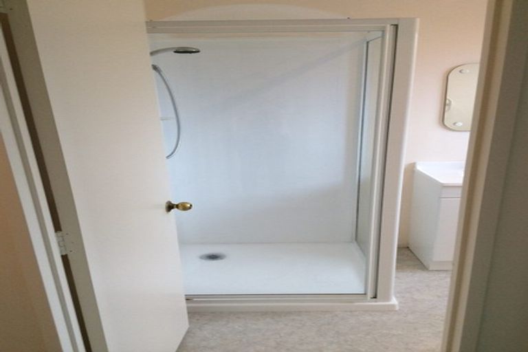 Photo of property in 13b Olive Crescent, Papatoetoe, Auckland, 2025