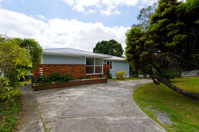 Photo of property in 61 West Coast Road, Glen Eden, Auckland, 0602