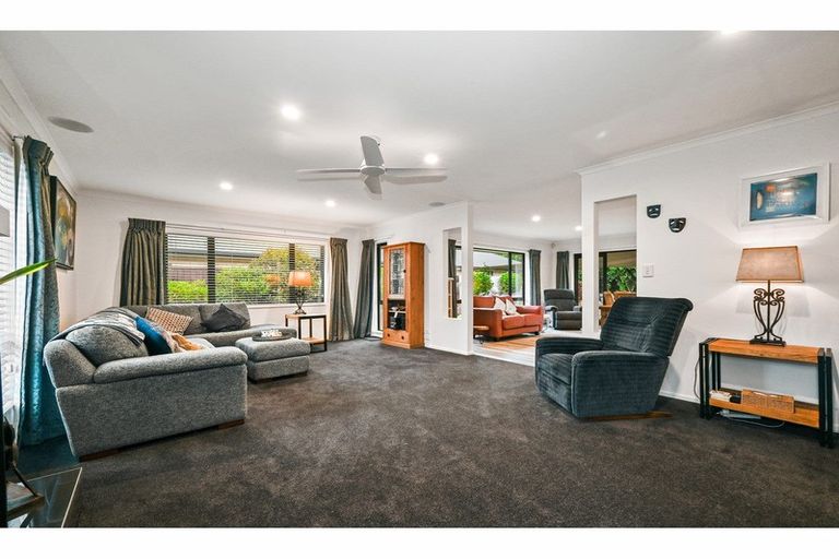 Photo of property in 11 Armour Place, Halswell, Christchurch, 8025