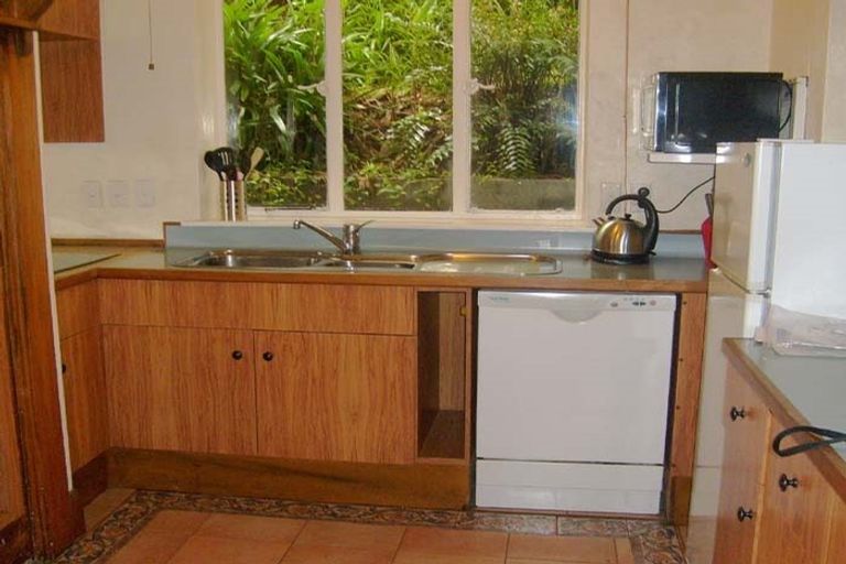 Photo of property in 83 Bolton Street, Kelburn, Wellington, 6012