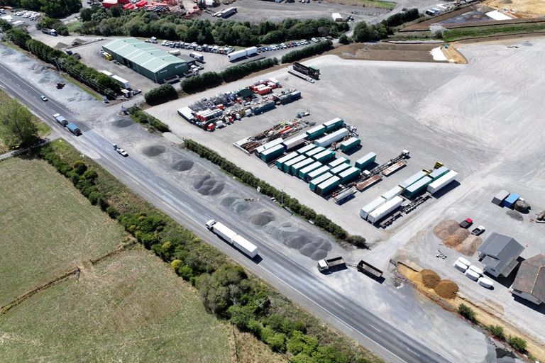 Photo of property in 1159 Great South Road, Runciman, Drury, 2578