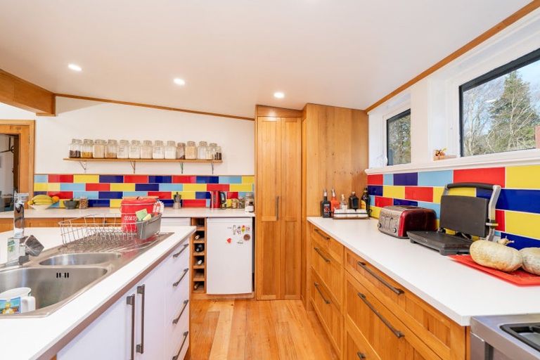 Photo of property in 6 Quarry Hills Fortification Road, Quarry Hills, Tokanui, 9884