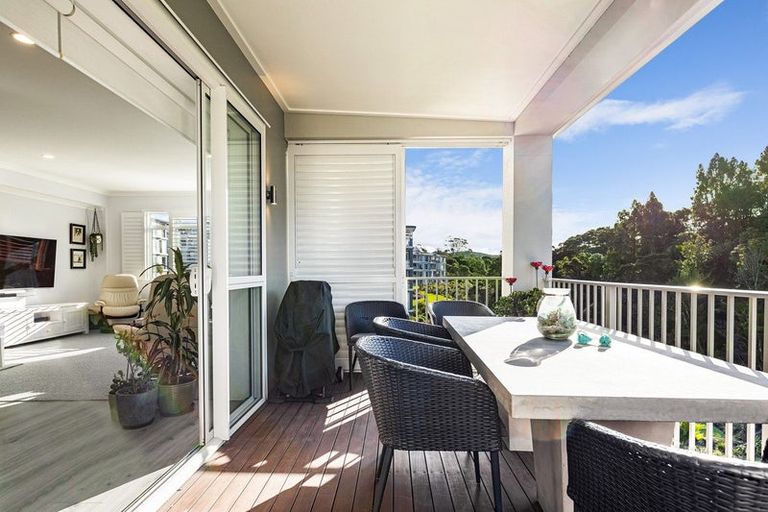 Photo of property in 42 Eaves Bush Parade, Orewa, 0931