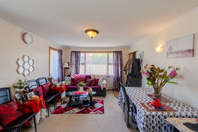 Photo of property in 1/240 Springfield Road, St Albans, Christchurch, 8014