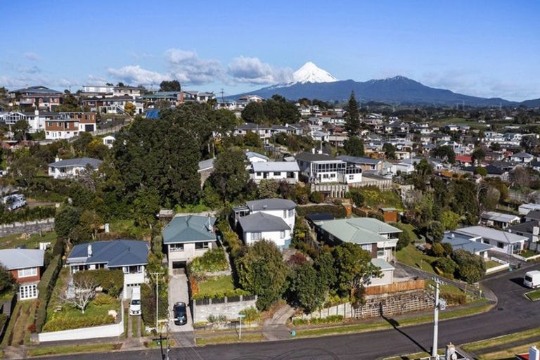 Photo of property in 24 Rosendale Avenue, Spotswood, New Plymouth, 4310