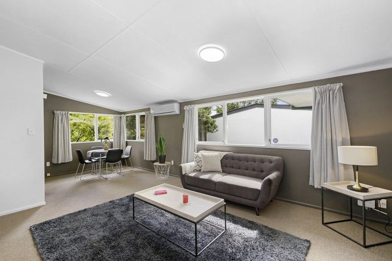 Photo of property in 7 Dunsandel Grove, Silverstream, Upper Hutt, 5019