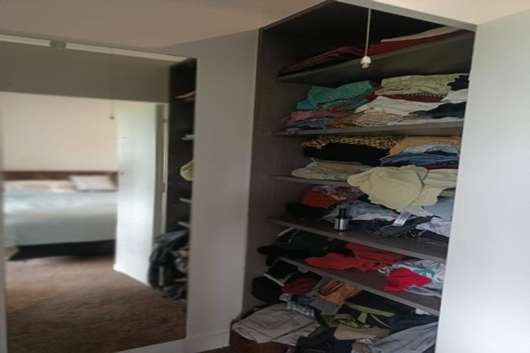 Photo of property in 105 Archibald Road, Kelston, Auckland, 0602