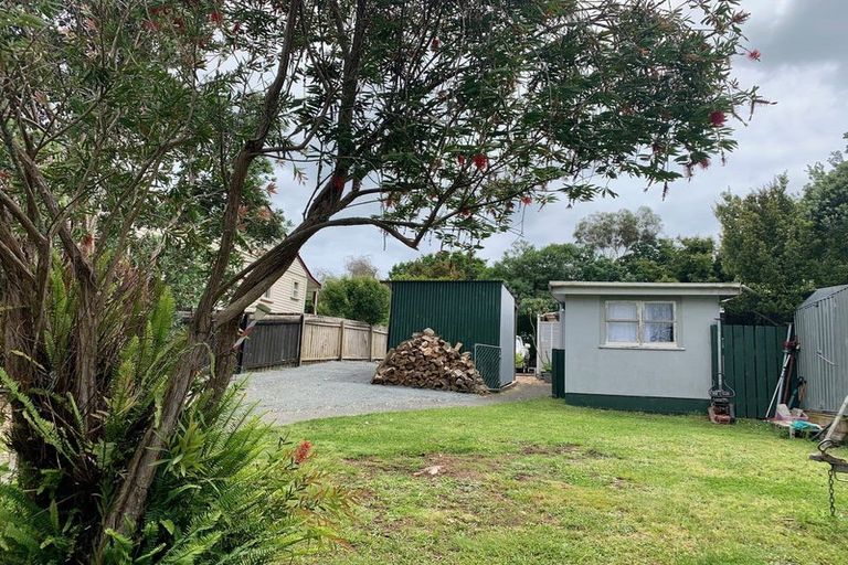 Photo of property in 74 Bays Road, Orere Point, Papakura, 2585