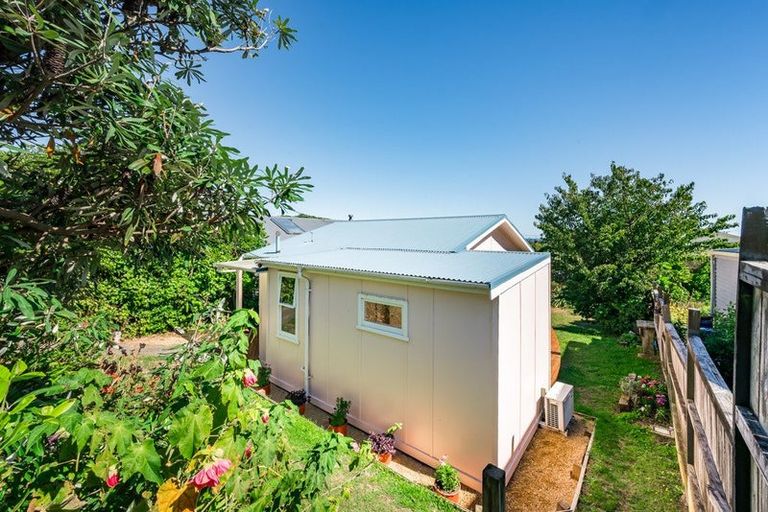 Photo of property in 169 Wellington Road, Paekakariki, 5034