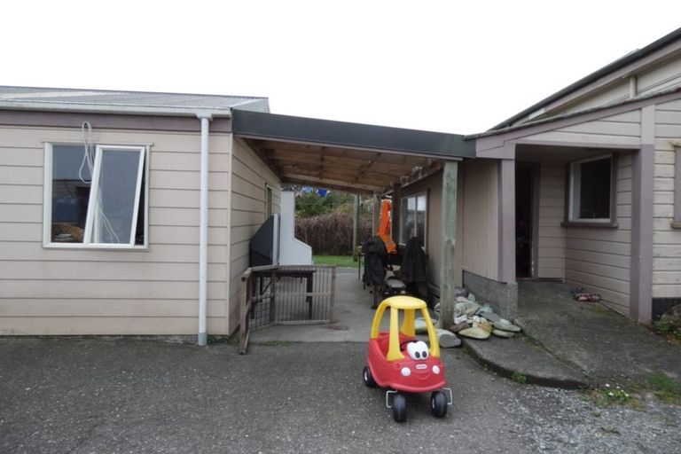 Photo of property in 123 Hall Street, Hokitika, 7810