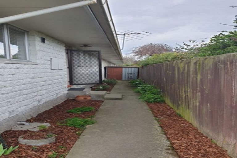 Photo of property in 1/394 Yaldhurst Road, Russley, Christchurch, 8042