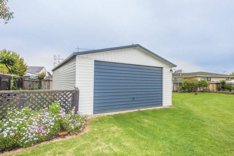 Photo of property in 14 Akepiro Place, Tawhero, Whanganui, 4501