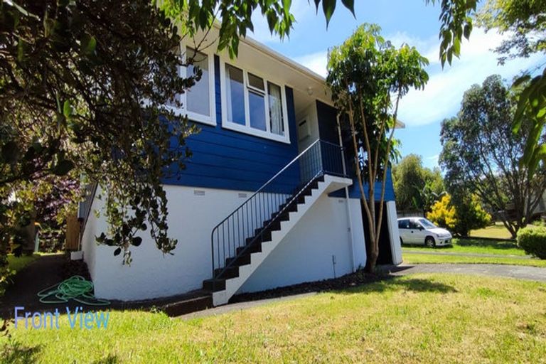Photo of property in 8 Granby Place, Westown, New Plymouth, 4310