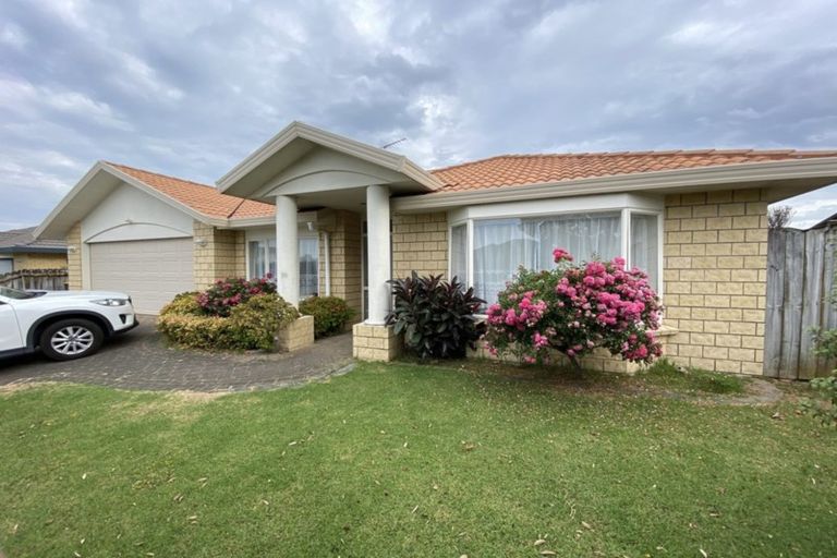Photo of property in 7 Shankill Place, East Tamaki, Auckland, 2013