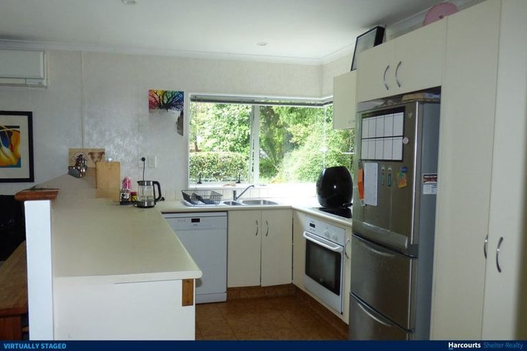 Photo of property in 4 Glenarden Way, Ranui, Auckland, 0612