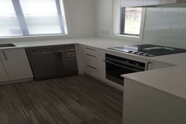 Photo of property in 23 Orchard Terrace, Riverhead, 0820