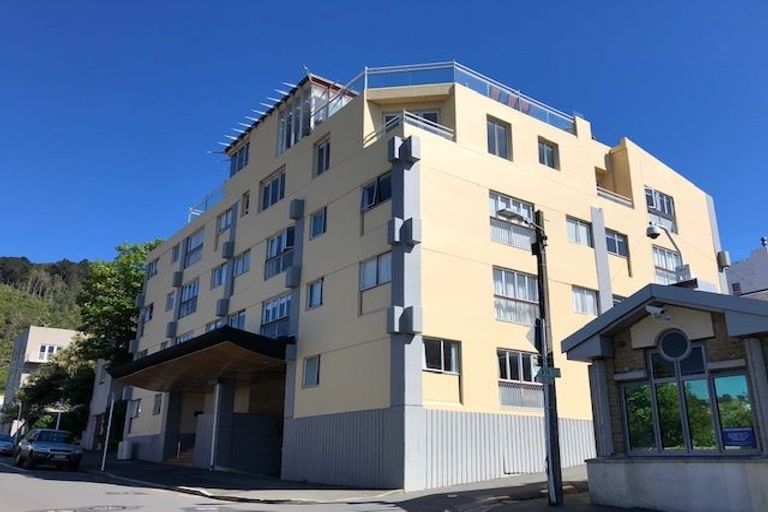 Photo of property in Capital Hill Apartments, 33/54 Hill Street, Thorndon, Wellington, 6011