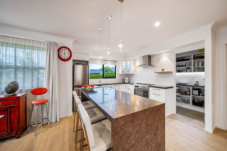 Photo of property in 12 Rossington Drive, West Melton, 7618