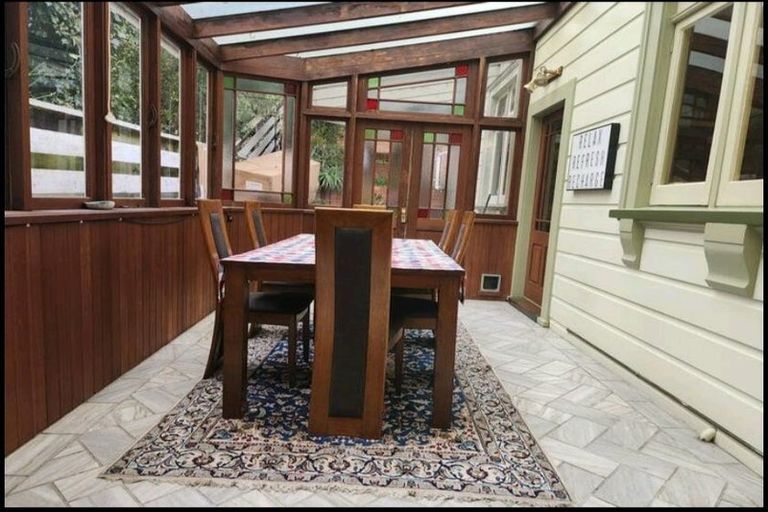 Photo of property in 221 Tinakori Road, Thorndon, Wellington, 6011