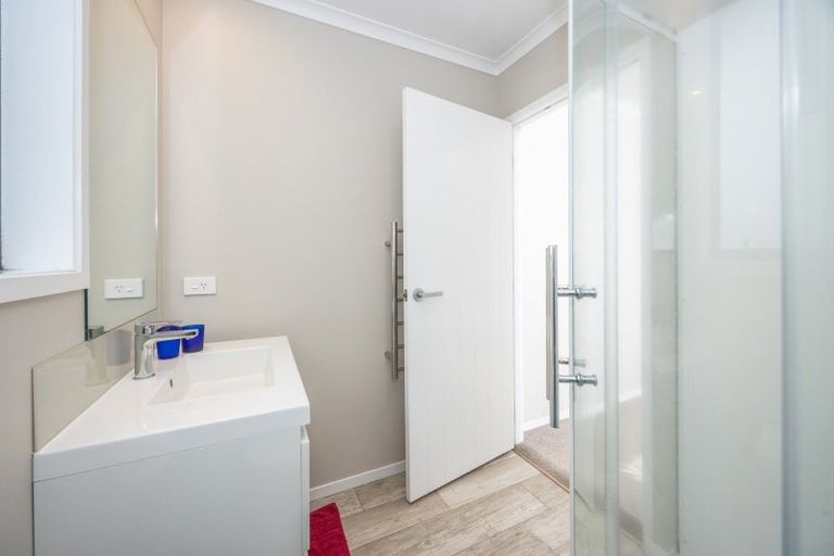 Photo of property in 2/30 Willoughby Street, Whitiora, Hamilton, 3200