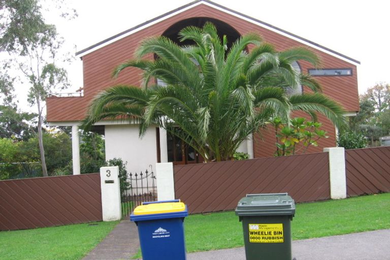 Photo of property in 3 Marae Road, Greenhithe, Auckland, 0632