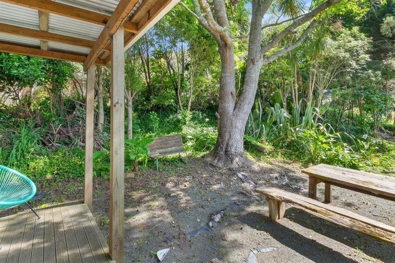 Photo of property in 1913 Paparoa Valley Road, Paparoa, 0571