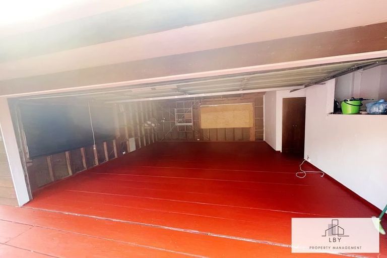 Photo of property in 112 Point View Drive, East Tamaki Heights, Auckland, 2016