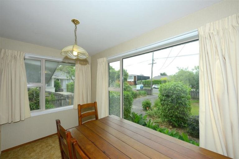 Photo of property in 26 Withells Road, Avonhead, Christchurch, 8042