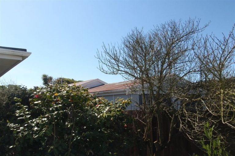 Photo of property in 1/46 Bowhill Road, New Brighton, Christchurch, 8083