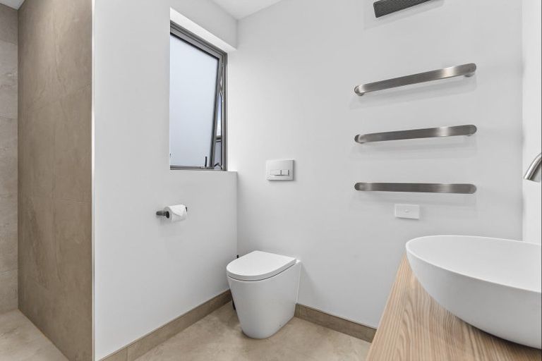 Photo of property in 7 Onyx Street, Albert Town, Wanaka, 9305