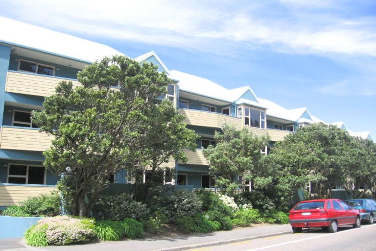 Photo of property in 4/140c Burma Road, Johnsonville, Wellington, 6037