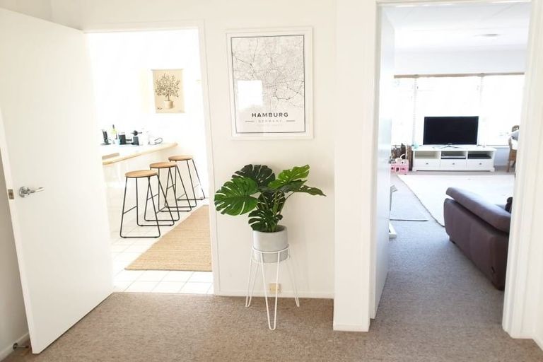 Photo of property in 1/11 Campbell Road, Takapuna, Auckland, 0622