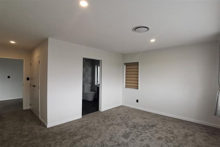 Photo of property in 46 Te Oneroa Way, Long Bay, Auckland, 0630