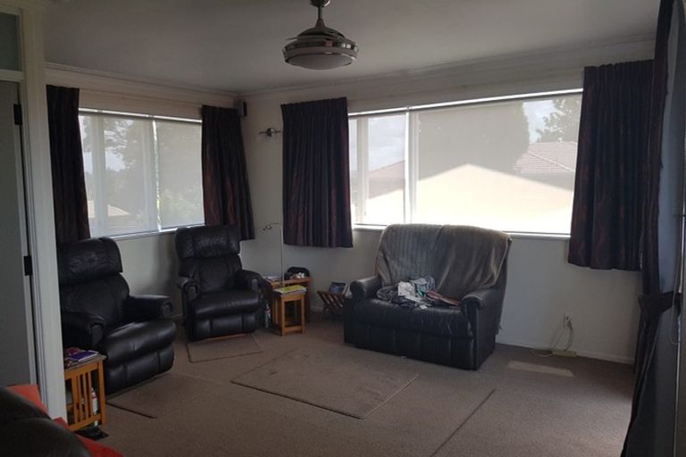 Photo of property in 247 Don Buck Road, Massey, Auckland, 0614