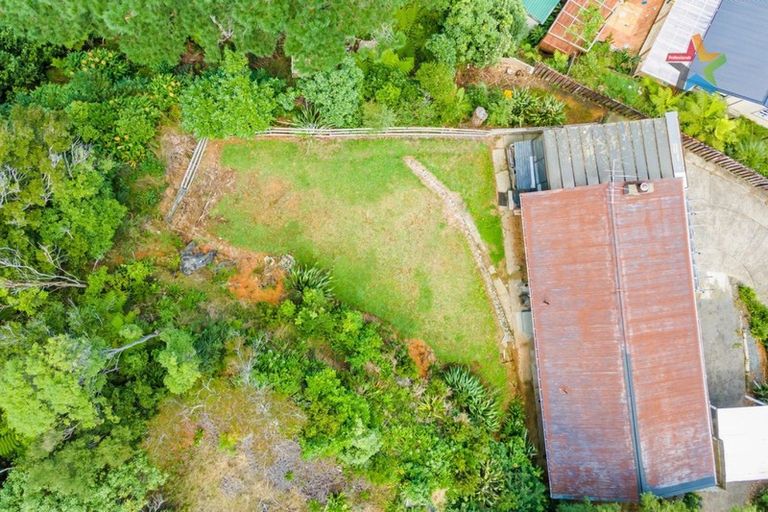 Photo of property in 51 Lowry Crescent, Stokes Valley, Lower Hutt, 5019