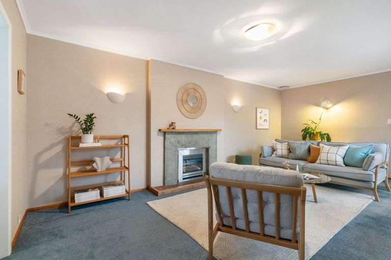 Photo of property in 1/31 Alamein Avenue, Belmont, Auckland, 0622