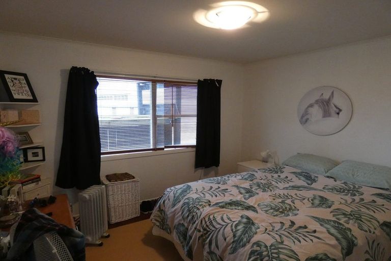 Photo of property in 39 Blease Street, New Lynn, Auckland, 0600