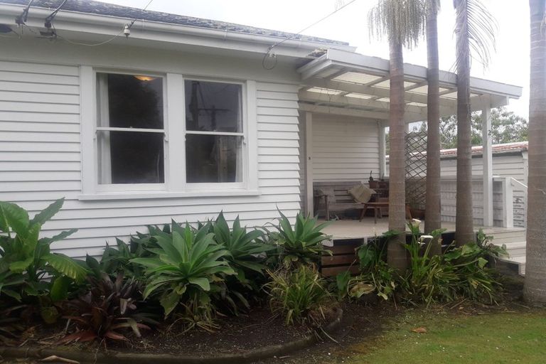 Photo of property in 2 Kerr Street, Devonport, Auckland, 0624