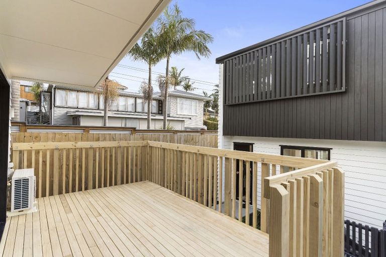 Photo of property in 1/56 Salisbury Road, Birkdale, Auckland, 0626