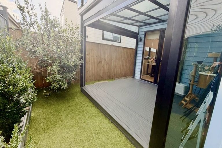 Photo of property in 32 Minhas Road, Papakura, 2110