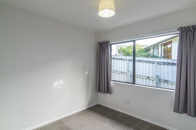 Photo of property in 6 Jane Street, Waikanae Beach, Waikanae, 5036