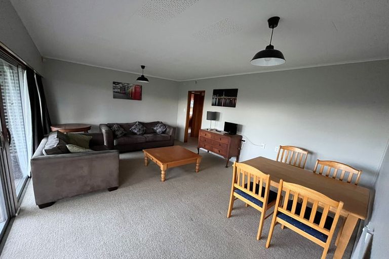 Photo of property in 1a Northumberland Avenue, Hauraki, Auckland, 0622