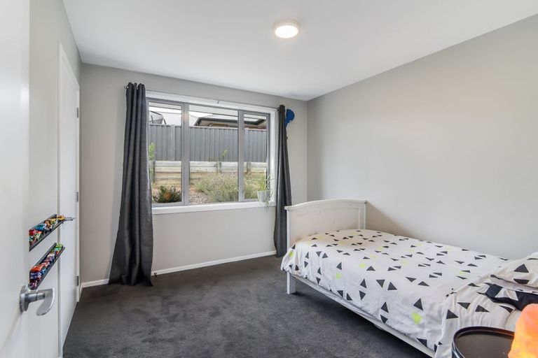 Photo of property in 69 Grandvista Drive, Green Island, Dunedin, 9018