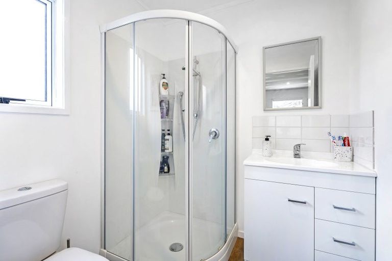 Photo of property in 15 Alf Simpson Drive, Whitianga, 3510