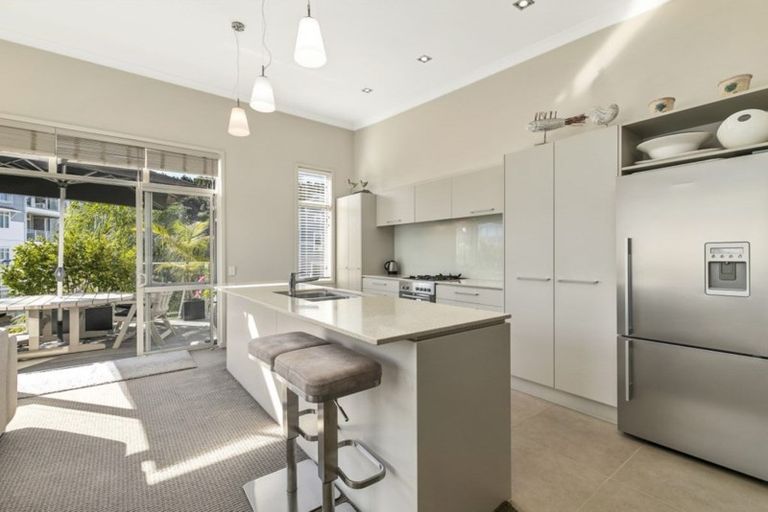 Photo of property in 9 Eaves Bush Parade, Orewa, 0931