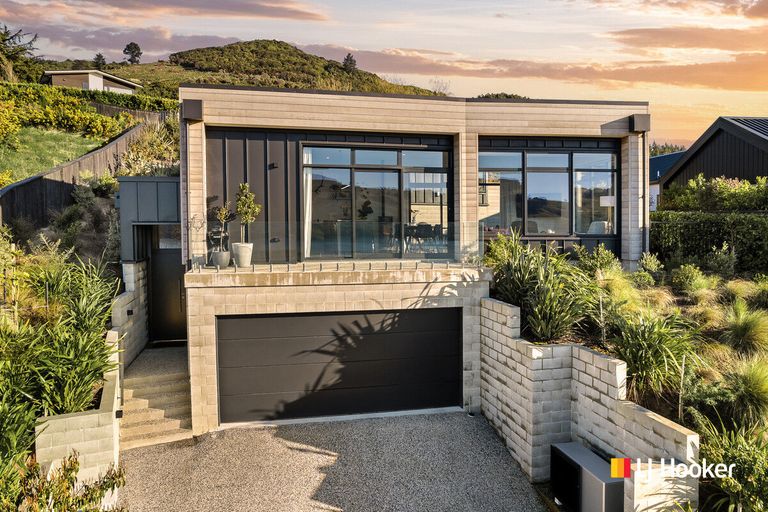 Photo of property in 9 Camden Grove, Maia, Dunedin, 9022