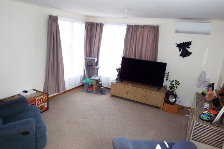 Photo of property in 5 Fergusson Street, Marton, 4710