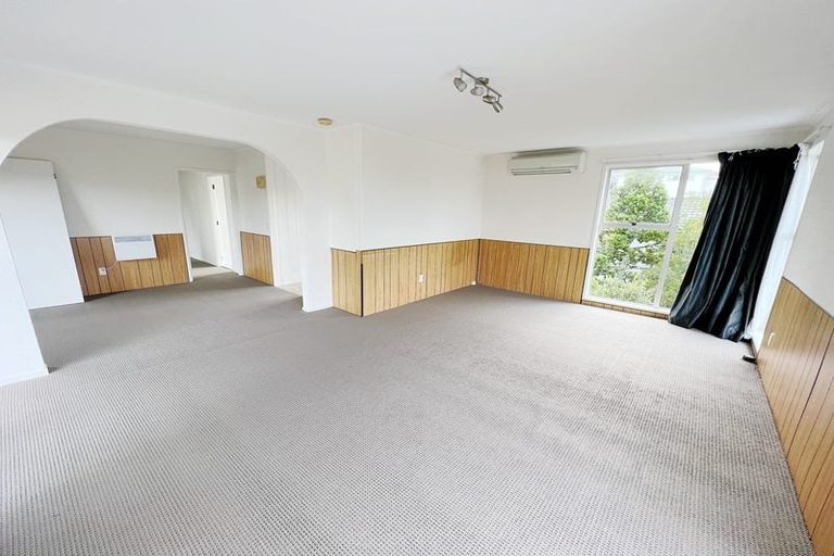 Photo of property in 5 Kilcar Place, Massey, Auckland, 0614