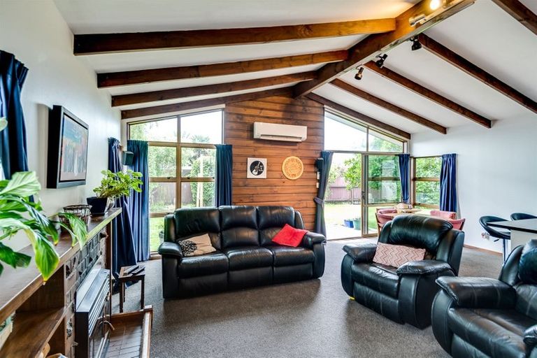 Photo of property in 22 Gebbie Road, Taradale, Napier, 4112