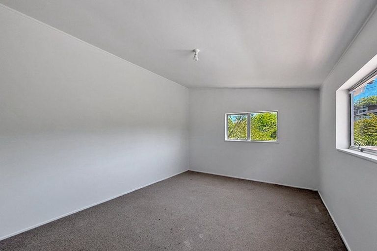 Photo of property in 99 Seabrook Avenue, New Lynn, Auckland, 0600